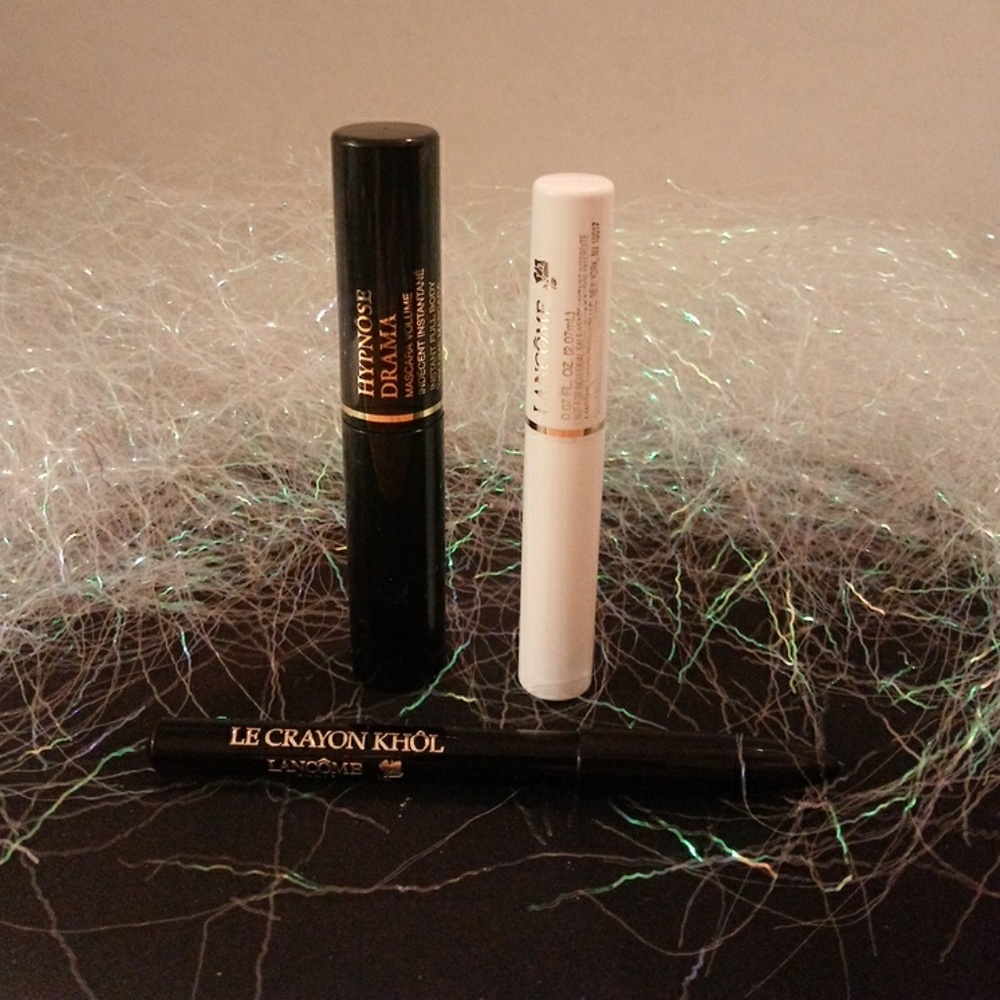 Final Drop!!! NWT Lancome travel bundle